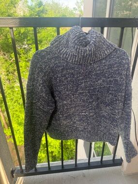 LOFT Marled Blue Cropped Turtleneck Sweater